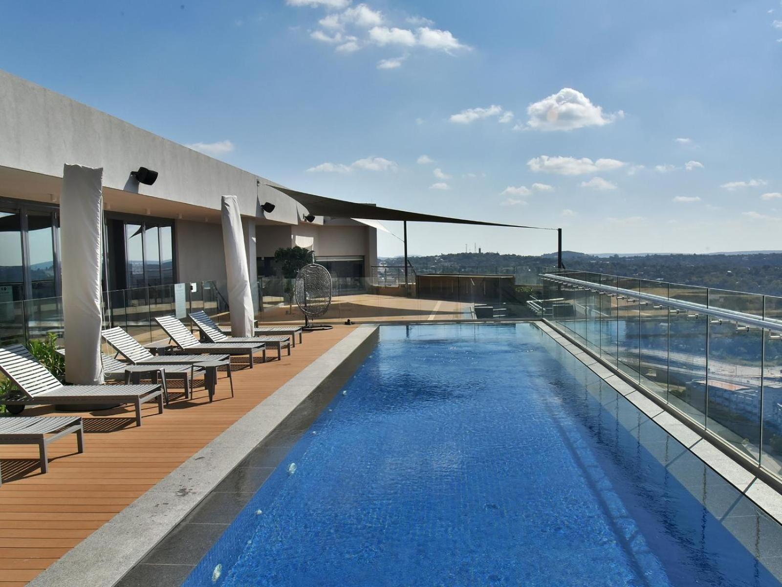 Menlyn Maine Luxury Rentals Pretoria-Noord Exteriér fotografie