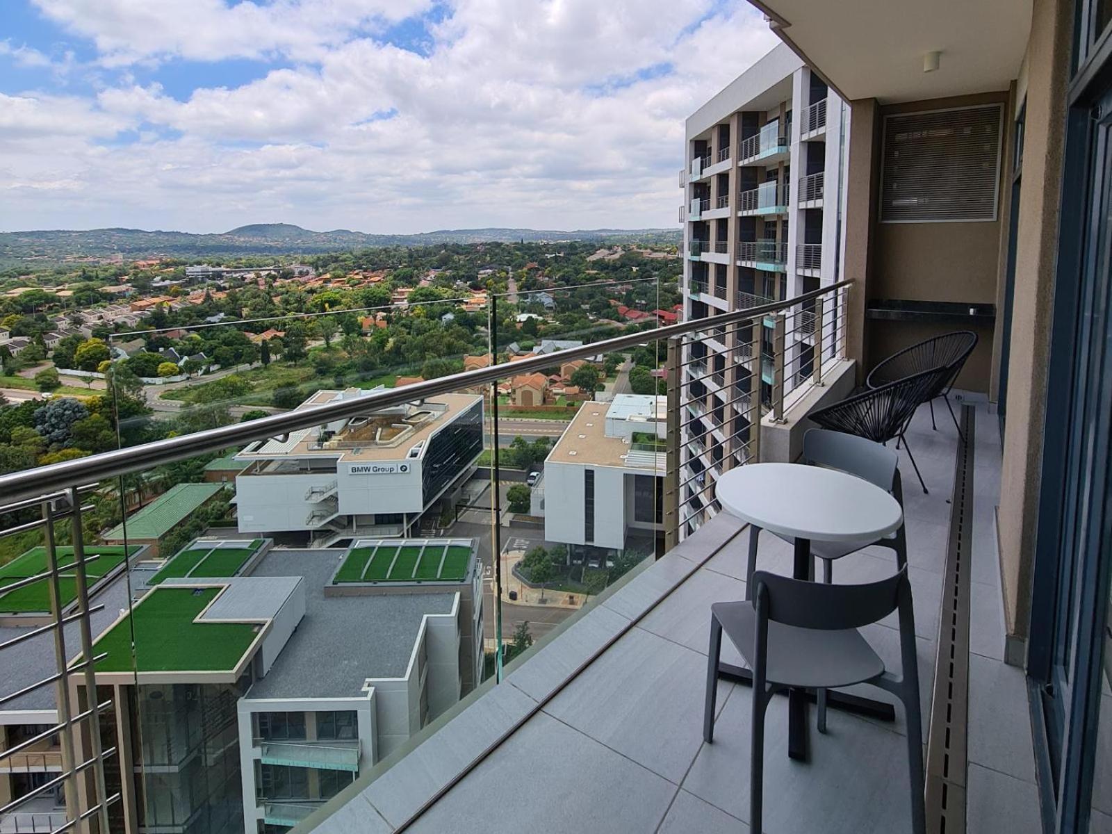 Menlyn Maine Luxury Rentals Pretoria-Noord Exteriér fotografie