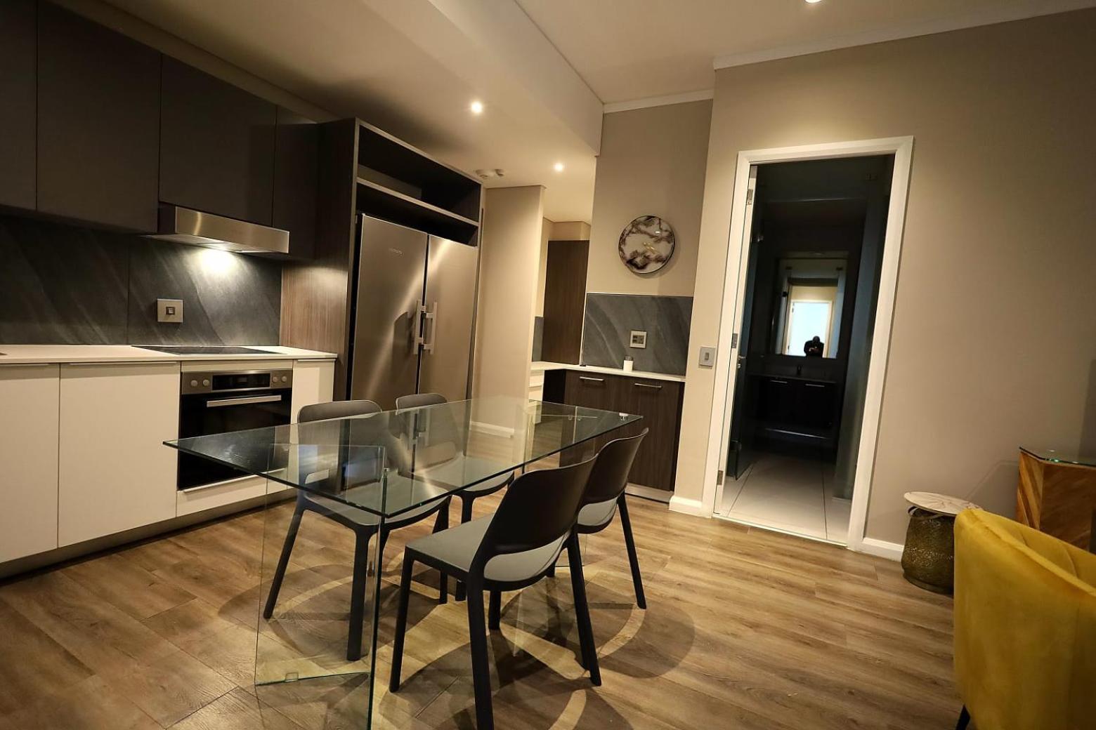 Menlyn Maine Luxury Rentals Pretoria-Noord Exteriér fotografie